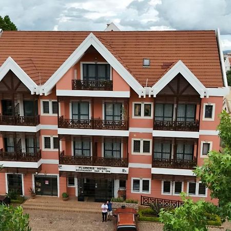 Plumeria Hotel Антсирабе Екстериор снимка
