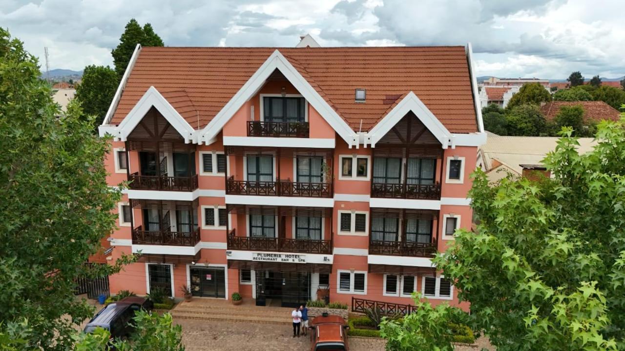 Plumeria Hotel Антсирабе Екстериор снимка